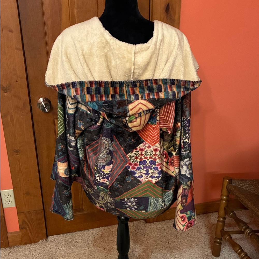 Johnny Was Multicolor Patchwork Sherpa Jacket with Cream Collar. - Picture 2 of 5